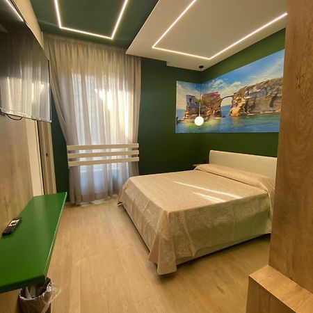 เรอแล เปียซซา เดล เปลบิสชิโต Bed & Breakfast เนเปิลส์ ภายนอก รูปภาพ
