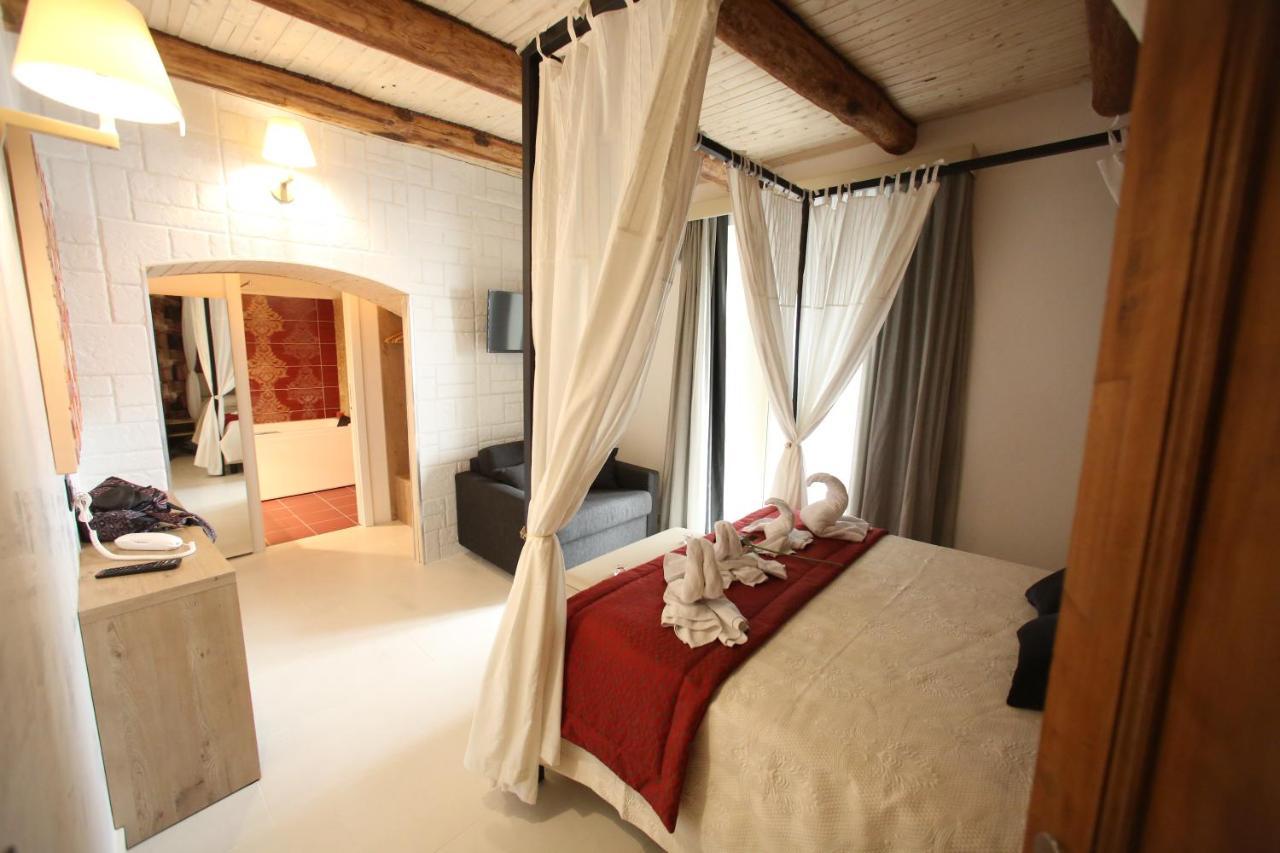 เรอแล เปียซซา เดล เปลบิสชิโต Bed & Breakfast เนเปิลส์ ภายนอก รูปภาพ